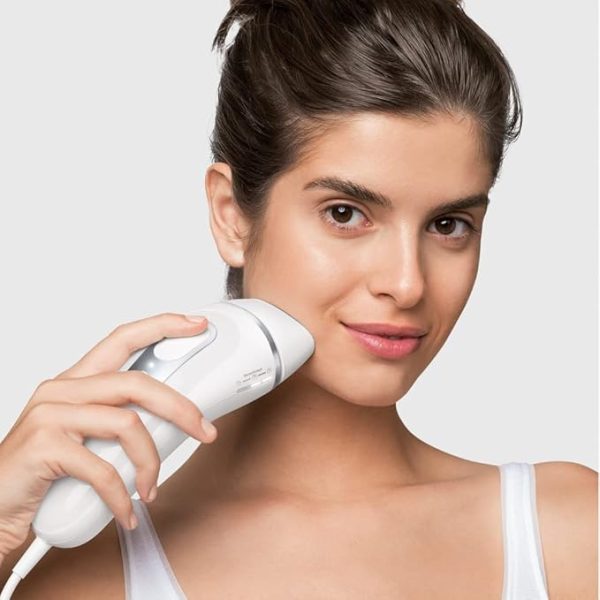 Braun IPL Silk-expert PL 3221, hair removal system for use on body and face, 300,000 flashes with 4 extras : Precision head, Venus razor and premium bag, 150.0 grams 1.0 count - Image 3