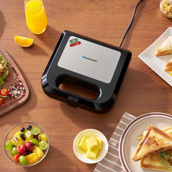 Blaupunkt 2-Slice Sandwich Maker, 750W, Fixed Plates, KSM565 - Image 5